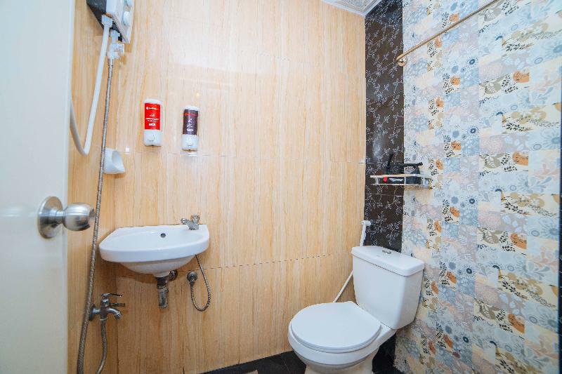 Reddoorz Near Bambang Station Hotell Manila Eksteriør bilde